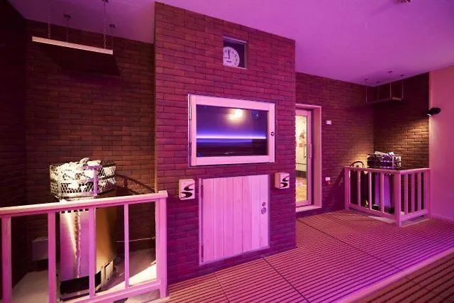 Sauna & Cabin Thermae-Yu Nishiazabu Tokió 0*,