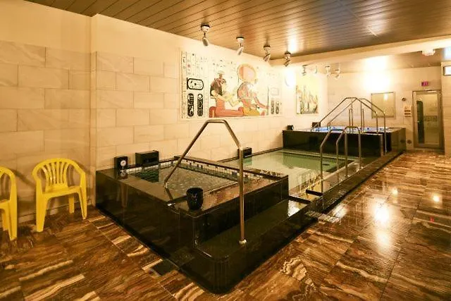 Sauna & Cabin Thermae-Yu Nishiazabu Tokió 0*,