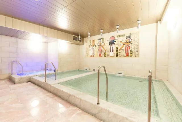 Capsule hotel Sauna & Cabin Thermaa Yu Nishiazabu Tokyo